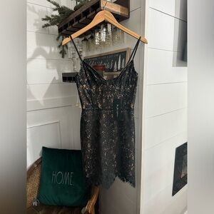 Women’s For Love & Lemons NWT Sz M Black Strappy Dress